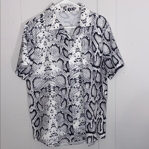 Men's Black and White Snake Print Shirt